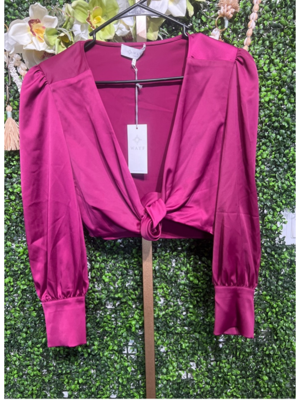 Women's WAYF Magenta Cropped Tie Front Blouse Size Medium